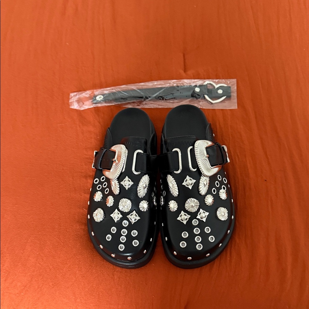 Women's Black and Silver Embellished Mules